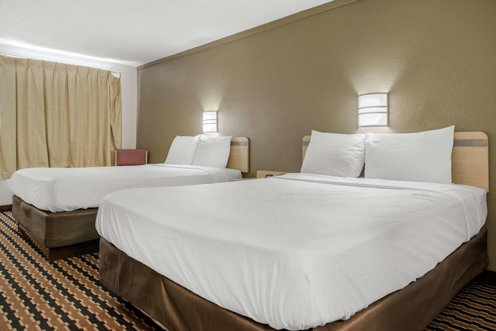 Rodeway Inn Sharonville Esterno foto