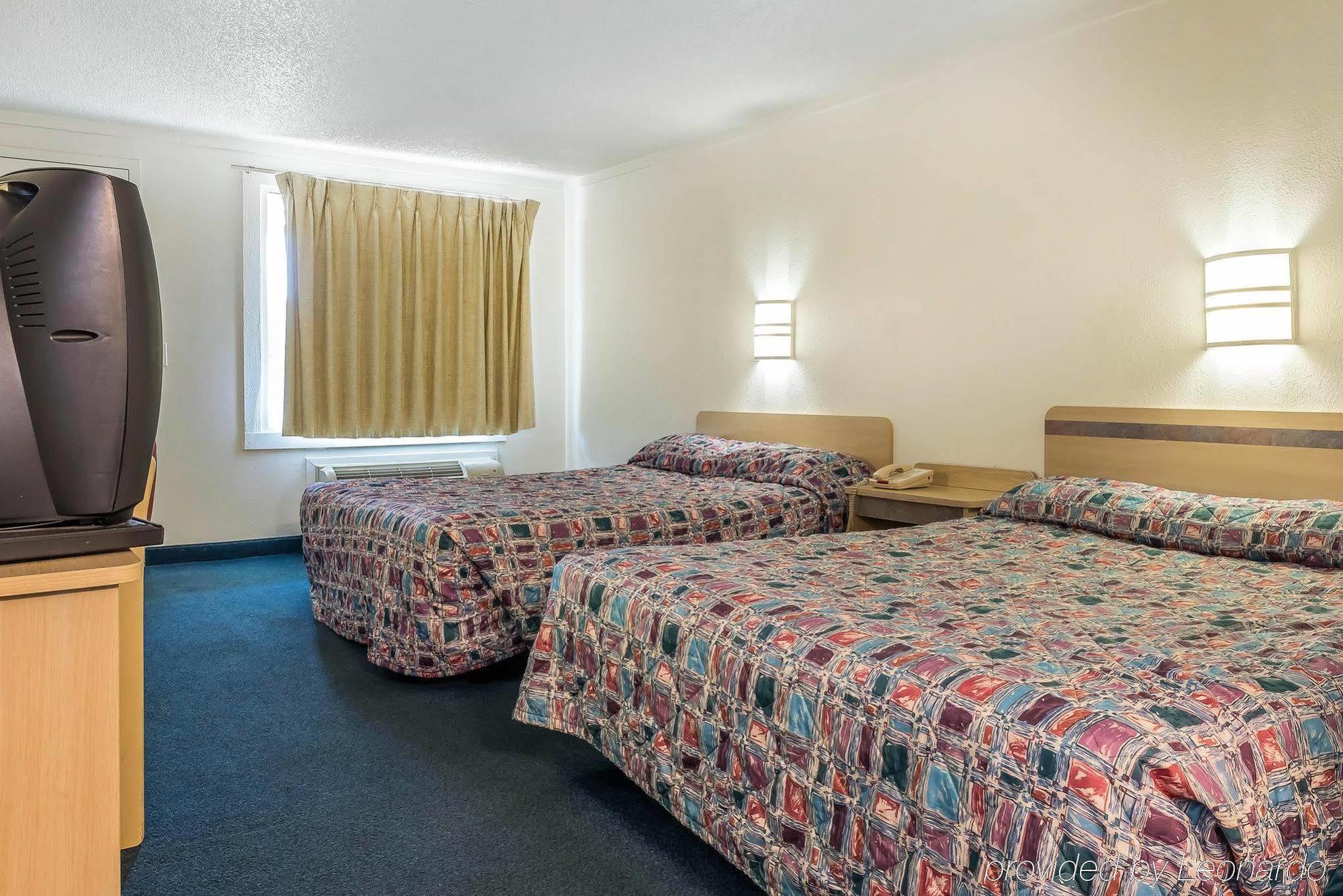 Rodeway Inn Sharonville Esterno foto