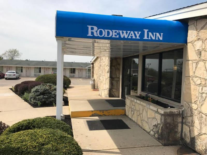 Rodeway Inn Sharonville Esterno foto